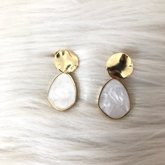 Jewelry - Gold & White Earrings Gold Drop Dangle Earrings